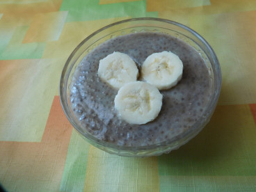 Banánový chia puding