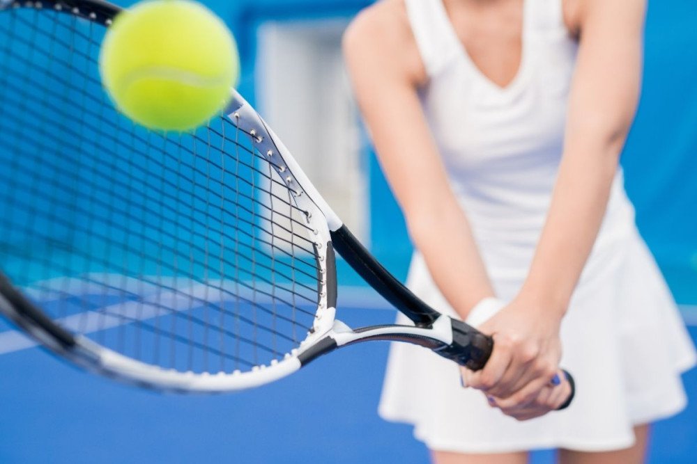 tenis-sport-hubnuti-zeny